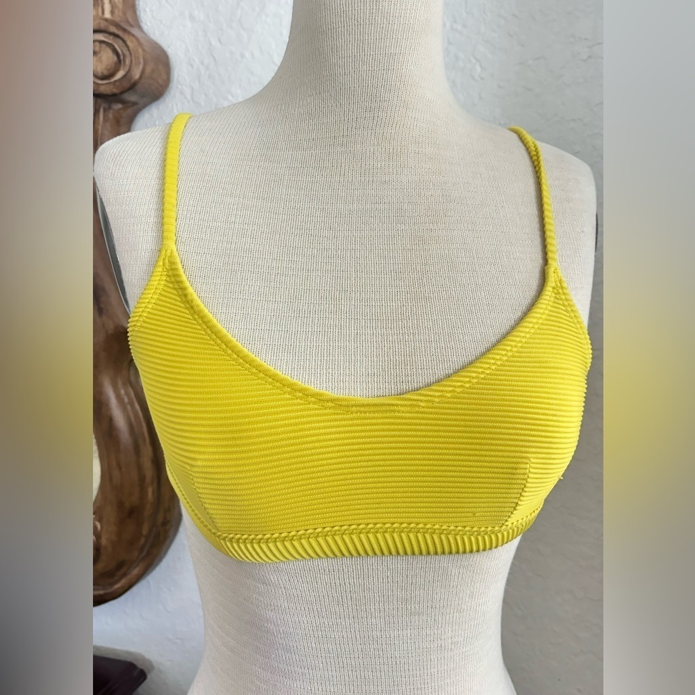 Forever 21 Yellow Strappy Bikini Top Size S UPF 50+ Swimwear Adjustable